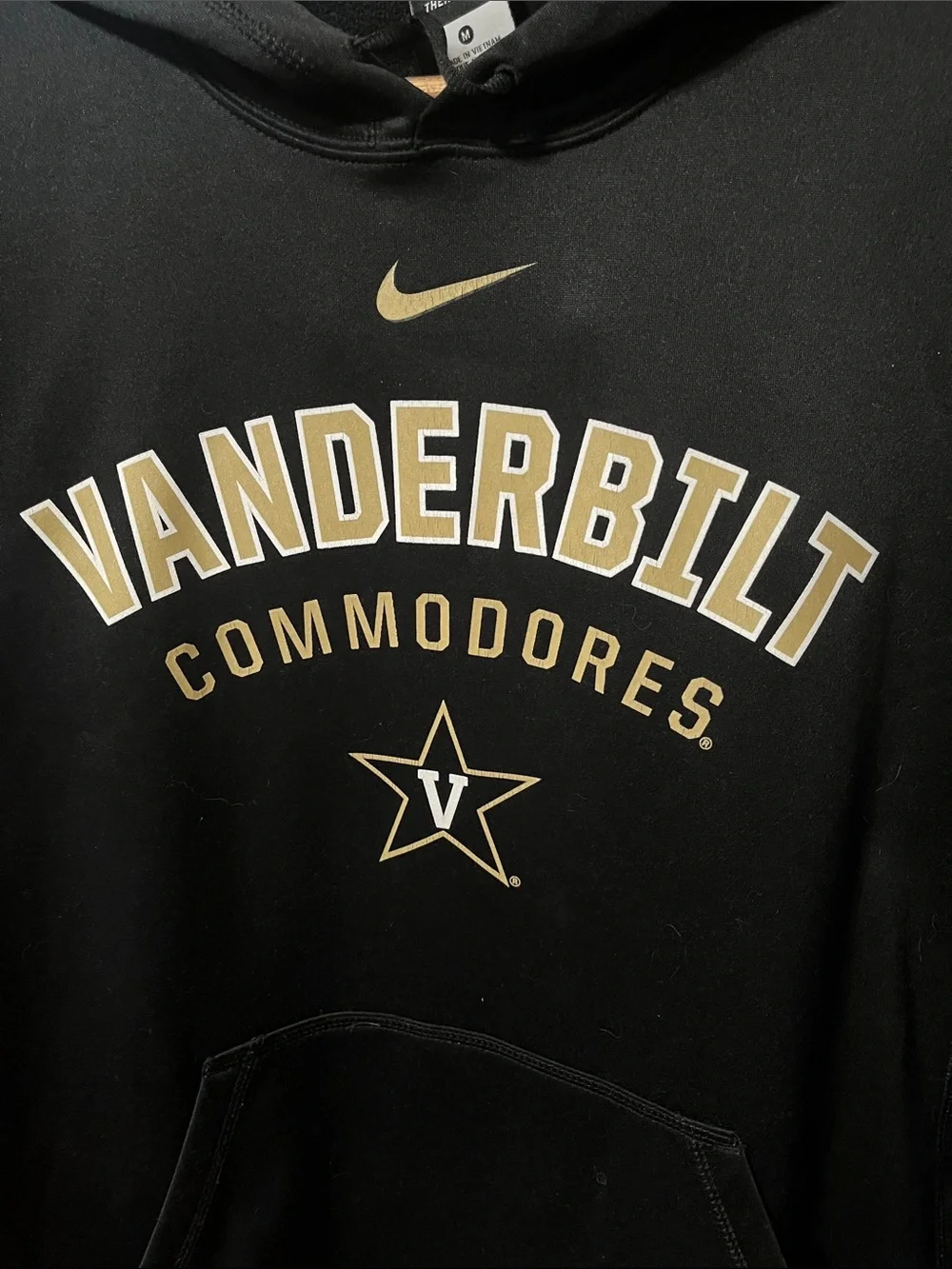 Nike Vanderbilt Commodores Black and Gold Therma Fit Hoodie Size Medium